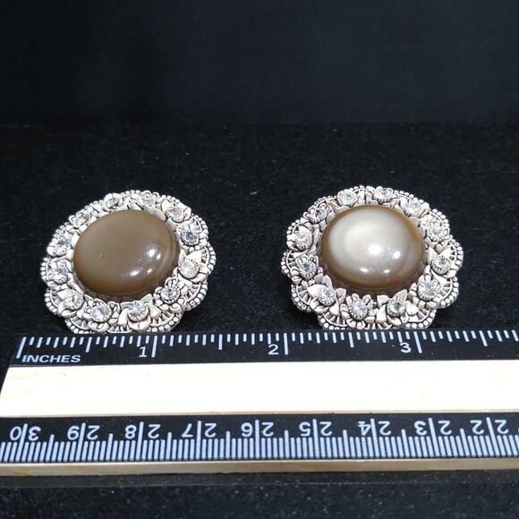 1950s Lucite Moonglow Clip Earrings Floral Rhinestone Large Vintage Jewelry - Picture 4 of 10